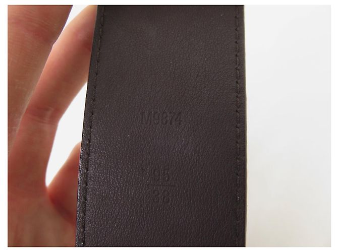 NEUER LOUIS VUITTON LV INITIALES 40MM T95 MONOGRAM LACKLEDERGÜRTEL Bordeaux - Ansicht 9