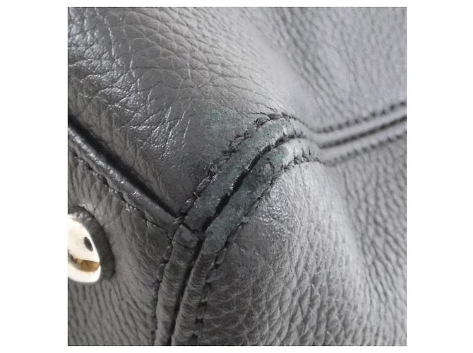Bolsa de mão em couro de bezerro da linha Executive da Chanel Preto - vista 4