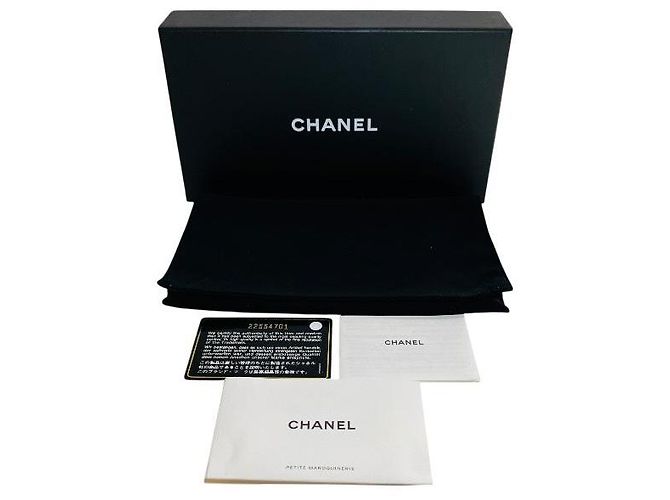 Chanel Matelasse Lambskin Long Wallet Black - view 5
