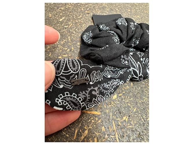 Scrunchie Saint Laurent Nero e Bianco - vista 4