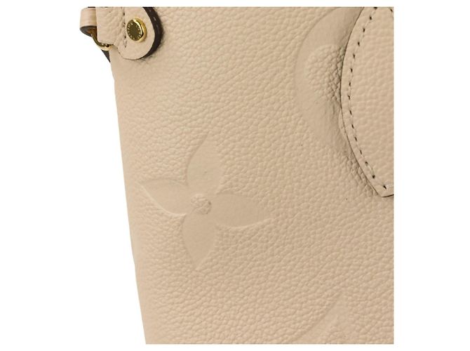Borsa tote Neverfull MM in Monogram Empreinte Louis Vuitton Crudo - vista 11