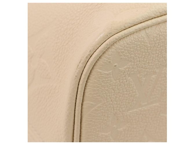 Borsa tote Neverfull MM in Monogram Empreinte Louis Vuitton Crudo - vista 9