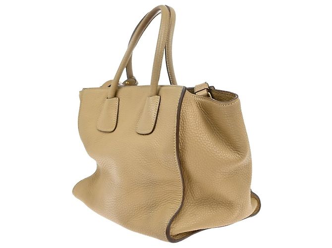 Bolso tote convertible Prada con bolsillo frontal en Vitello Daino Beige - vista 4