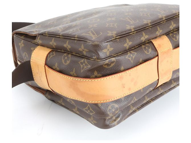Borsa a Spalla Naviglio Monogram Louis Vuitton Marrone - vista 4