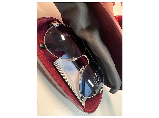 Occhiali da sole aviator Salvatore Ferragamo Nero Blu Silver hardware - vista 11