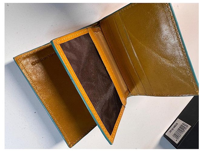 Autre Marque Cartera Piquadro de cuero amarillo - vista 6