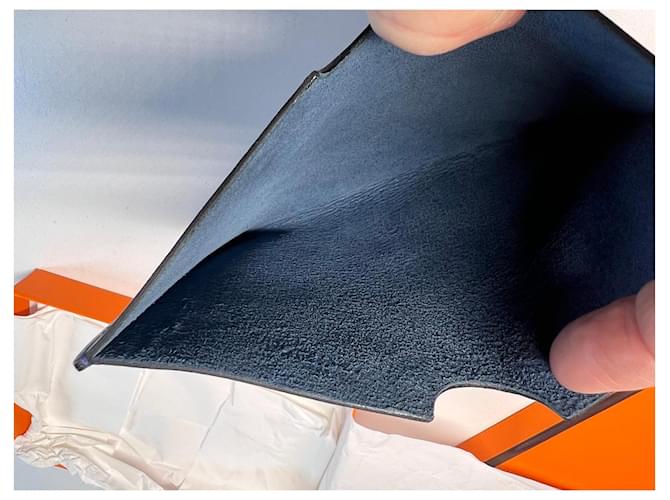 Hermès Leather Postcard Pouch Blue - view 7