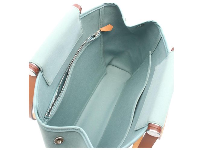 Hermès Cabag Elan PM in Tela Blu Blu chiaro - vista 3