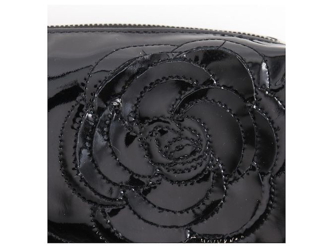 Pochette Camelia CHANEL in pelle verniciata nera Nero - vista 12