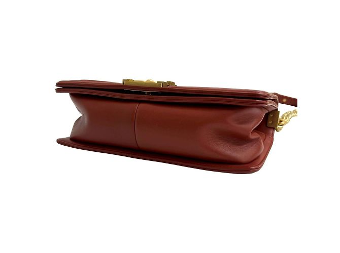 Borsa a spalla in pelle di agnello Chanel Boy con catena Rosso - vista 8