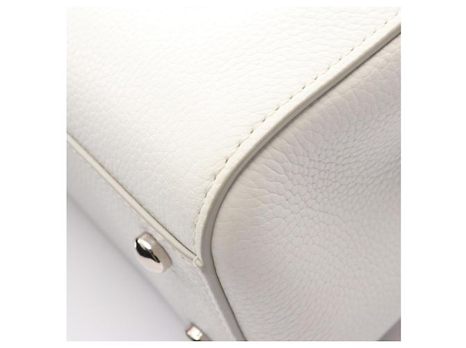 Borsa a spalla Chanel Neo Executive in pelle di vitello bianca Bianco - vista 13