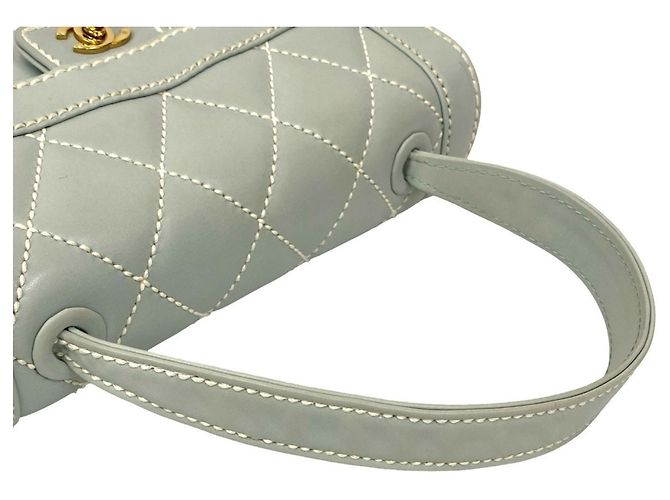 CHANEL Matelassé Coco Wild Stitch Lederhandtasche Blau - Ansicht 4
