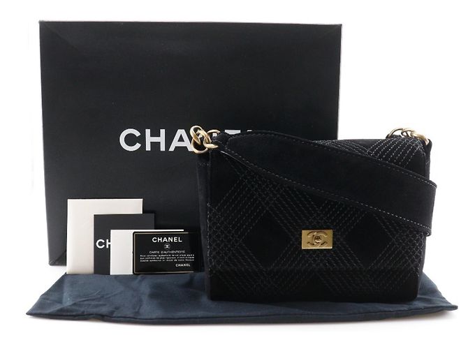 Borsa a Spalla Wild Stitch di Chanel Nero - vista 18