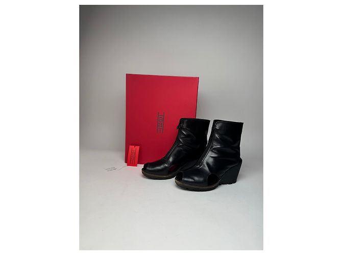 Autre Marque Stivali aperti in pelle nera Issey Miyake vintage Nero - vista 13