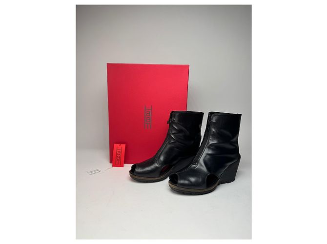 Autre Marque Stivali aperti in pelle nera Issey Miyake vintage Nero - vista 2