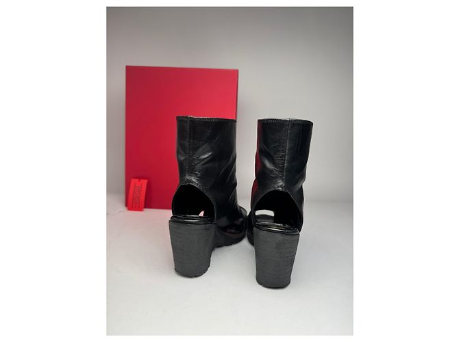Autre Marque Stivali aperti in pelle nera Issey Miyake vintage Nero - vista 4
