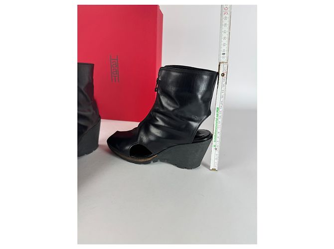 Autre Marque Stivali aperti in pelle nera Issey Miyake vintage Nero - vista 7