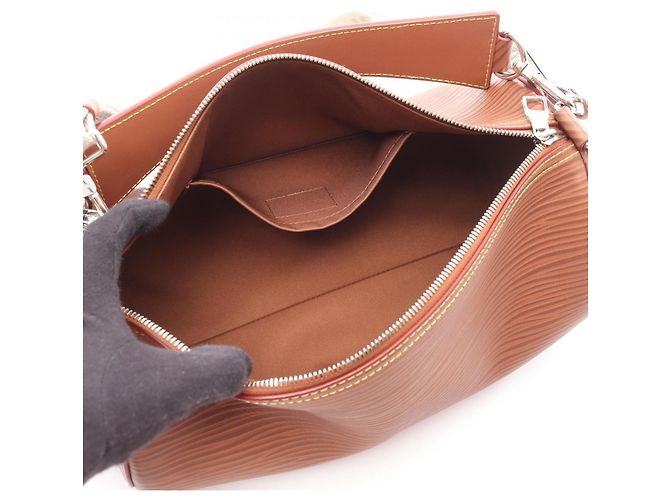 Borsa Louis Vuitton Soft Polochon Epi XL Marrone - vista 3