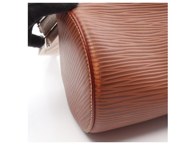Borsa Louis Vuitton Soft Polochon Epi XL Marrone - vista 6