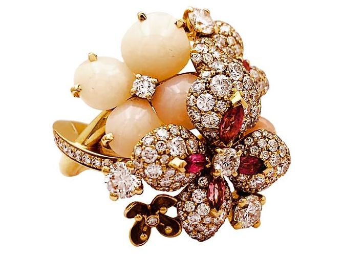 Anello Chaumet, "Hortensia Aube rosée", oro rosa, diamanti, zaffiro rosa e opali rosa. - vista 6
