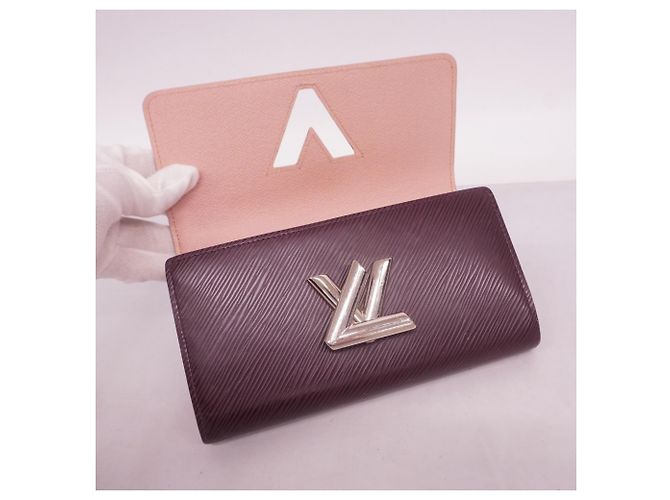 Cartera Larga Twist Epi Louis Vuitton - vista 3