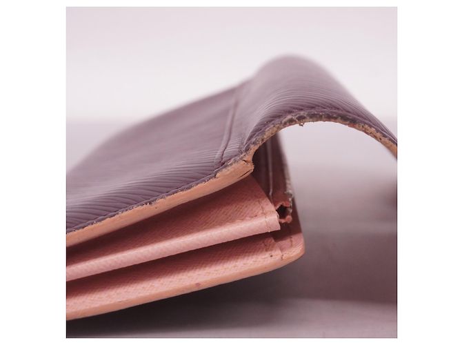 Cartera Larga Twist Epi Louis Vuitton - vista 5