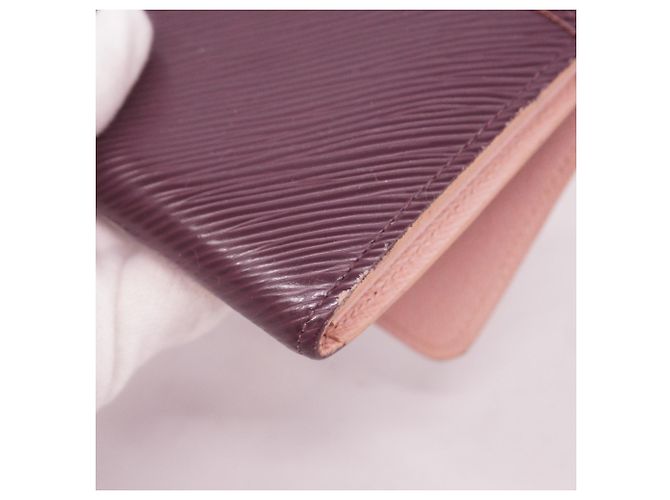 Cartera Larga Twist Epi Louis Vuitton - vista 6