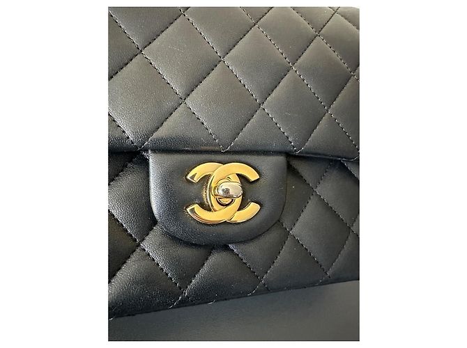 Chanel Bolso de doble solapa mediano Timeless/Classique Negro - vista 10