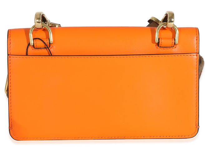 Mini Baguette de Couro de Bezerro Laranja Fendi com Alça 'Strap You' Marrom - vista 2