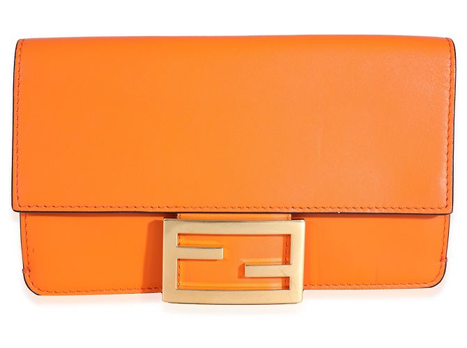 Mini Baguette de Couro de Bezerro Laranja Fendi com Alça 'Strap You' Marrom - vista 4