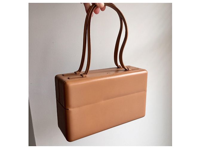 Bolsa retangular Loewe Madrid em couro bege - vista 12