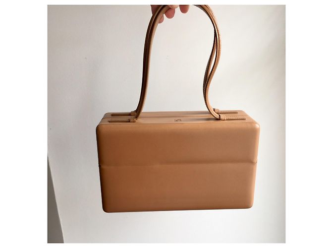Bolsa retangular Loewe Madrid em couro bege - vista 13