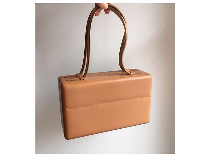 Bolsa retangular Loewe Madrid em couro bege - vista 16