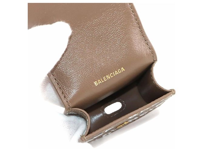 Custodia per AirPods Monogramma BB Balenciaga - vista 7