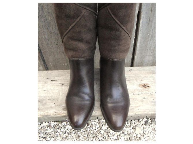 Botas Bally de shearling y cuero marrón oscuro - vista 4