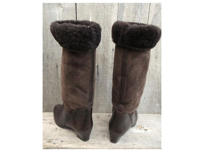 Botas Bally de shearling y cuero marrón oscuro - vista 5