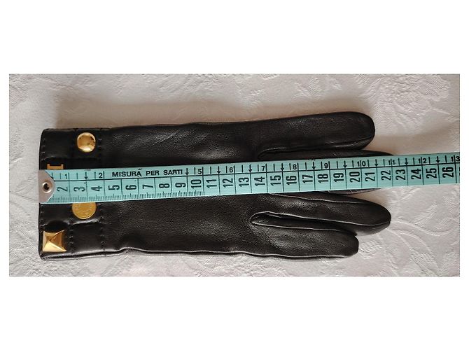 HERMÈS GLOVES WITH 'H' – PATCH AND STUDS. Black - view 8