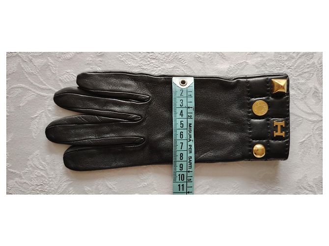 HERMÈS GLOVES WITH 'H' – PATCH AND STUDS. Black - view 9