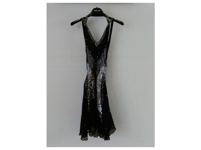 Just Cavalli ROBERTO CAVALLI SEIDENCREPE-KLEID MIT PAILLETTEN. Schwarz - Ansicht 7