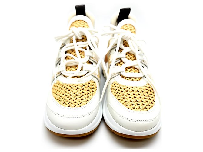 Sneakers Arclight di Louis Vuitton Bianco Beige - vista 3