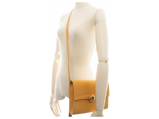Borsa a Spalla Arche Pochette Louis Vuitton Giallo - vista 11