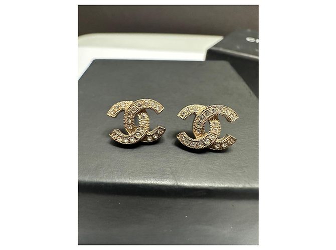 Coco Crush Chanel CC Dourado - vista 2