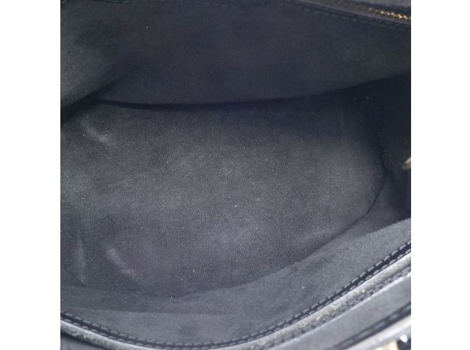 Borsa a Spalla Bucket PM Louis Vuitton in Noir Nero - vista 12