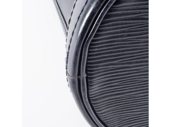 Borsa a Spalla Bucket PM Louis Vuitton in Noir Nero - vista 18
