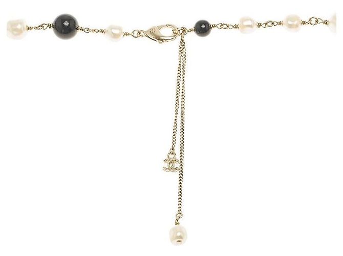 Collana classica lunga in perle d'acqua dolce nere e bianche 12P di Chanel con perline GHW Nero Bianco Gold hardware - vista 8