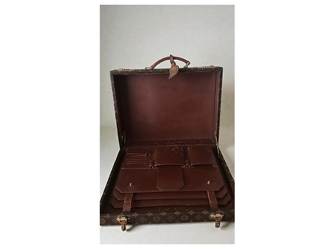 Valigetta Louis Vuitton Marrone in Pelle - vista 3