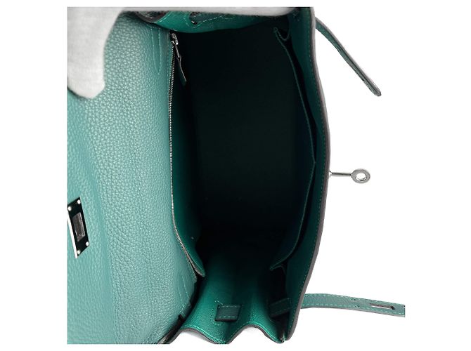 Hermès Kelly 32 Handtasche aus Taurillon Clemence Leder Malachit Grün - Ansicht 7