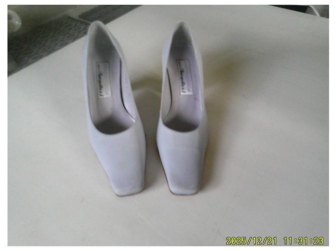 Autre Marque Carmen Poveda Pumps Hellblaues Leder 37 FR - Ansicht 5