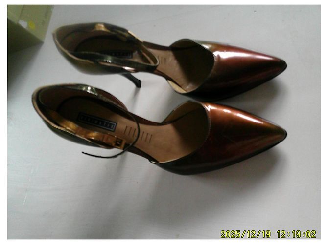 Vic Matié Pumps Lackleder Cognac - Ansicht 2