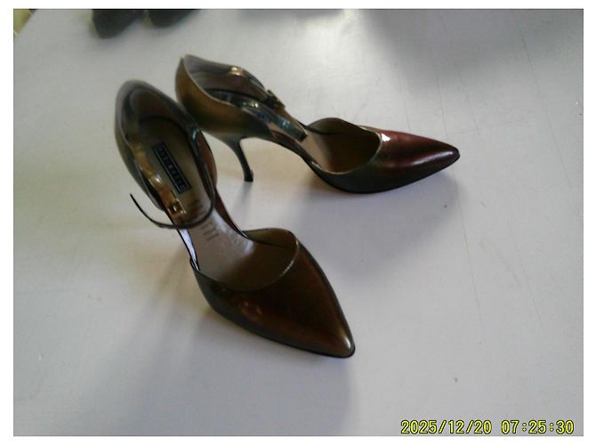 Vic Matié Pumps Lackleder Cognac - Ansicht 5